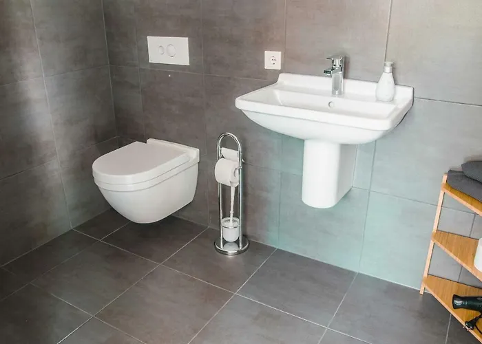 Bikehikesleep 萨巴赫瓦登